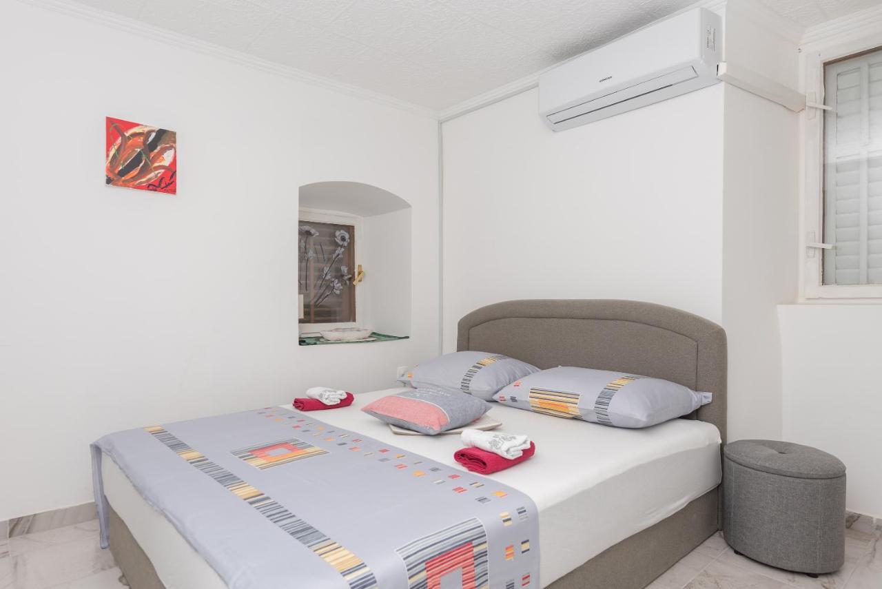 מאקרסקה Apartments Calla מראה חיצוני תמונה